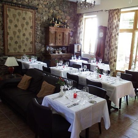Aux Quatre Saisons Axat Bed & Breakfast Exterior photo